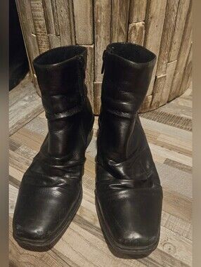 Rieker Black Supple Leather Slouch Ankle Boots. 38/7.5 US